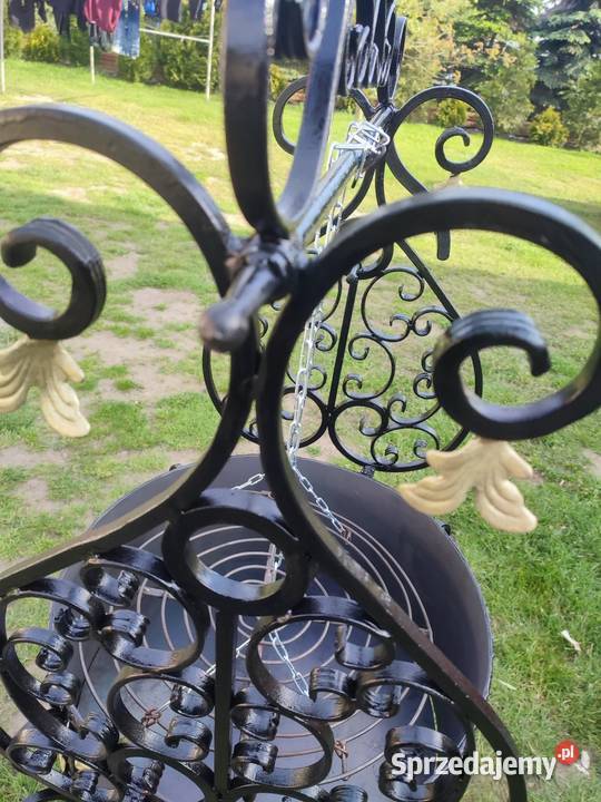 Duży kuty grill ogrodowy Dulcza Wielka