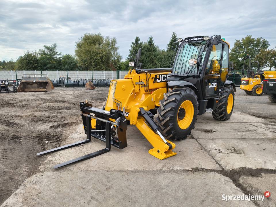 ŁADOWARKA TELESKOPOWA JCB 533105 2018R MANITOU Rok produkcji 2018 Krotoszyn sprzedam