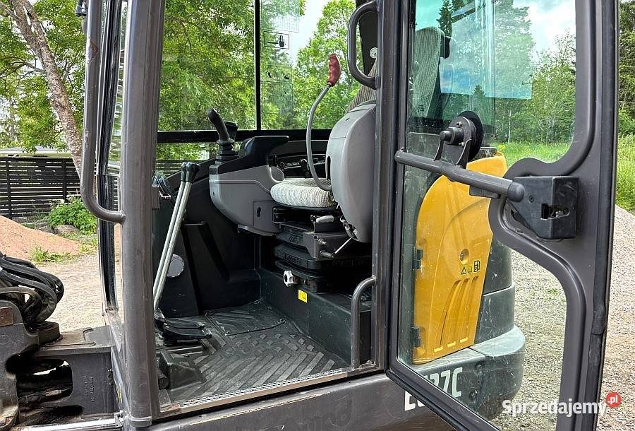 Minikoparka VOLVO EC27C nie Kęsowo