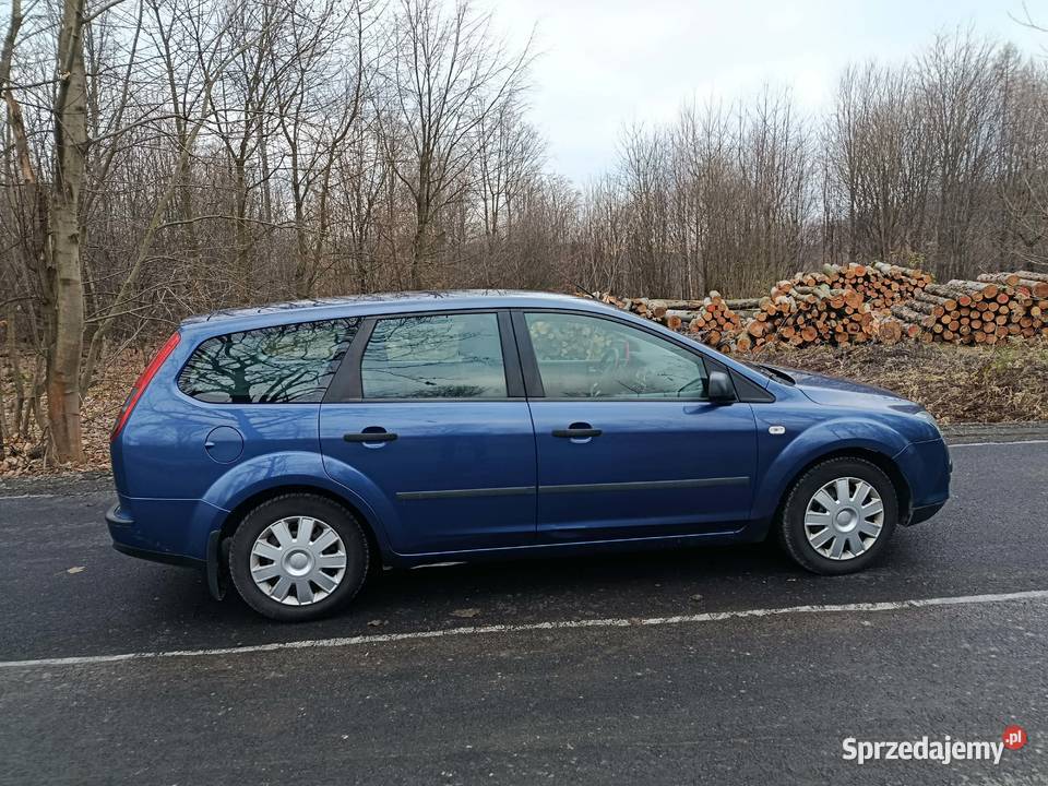 Ford Focus kombi 16 Dębica