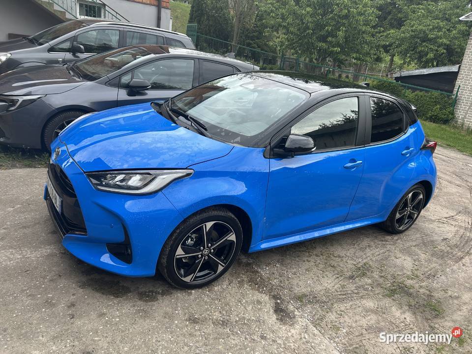TOYOTA YARIS 15 135 HYBRIDnajbogatrza wersja GR Nadarzyn