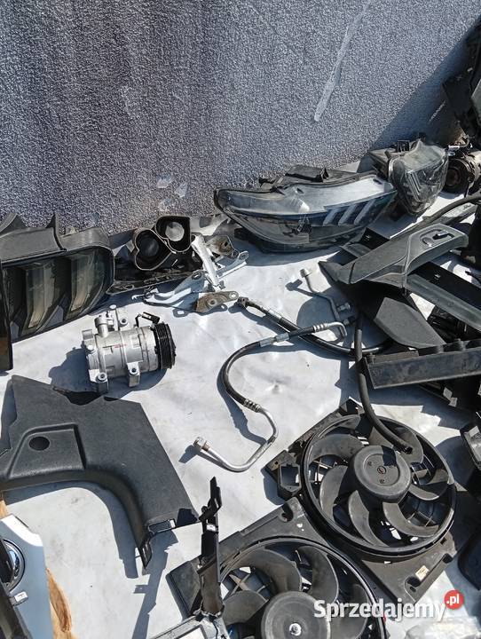 Ford Mutang 6 Generacja 2015 5o 420 hp całość na Niemce sprzedam