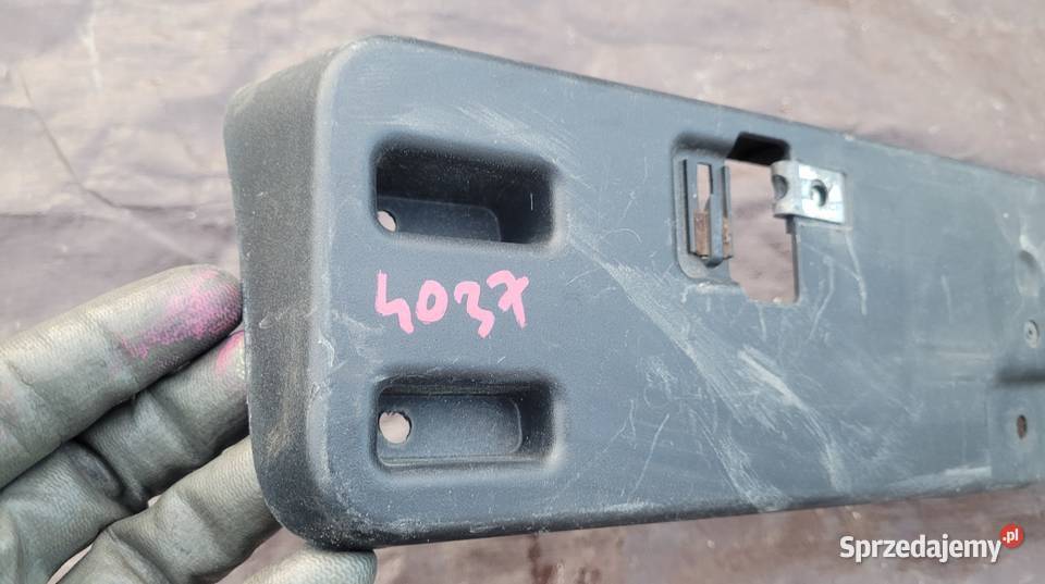 SUZUKI SWIFT MK6 PODKŁADKA POD TABLICE REJ PRZÓD Części samochodowe