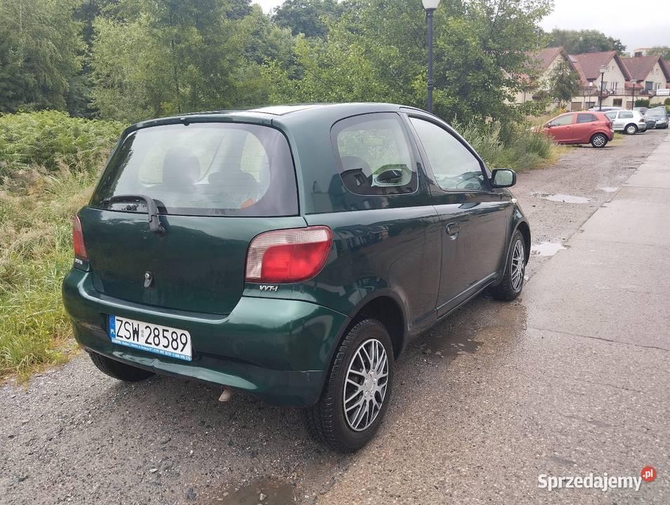 Toyota Yaris 13 benzyna bogate wyposażenie benzyna Świnoujście