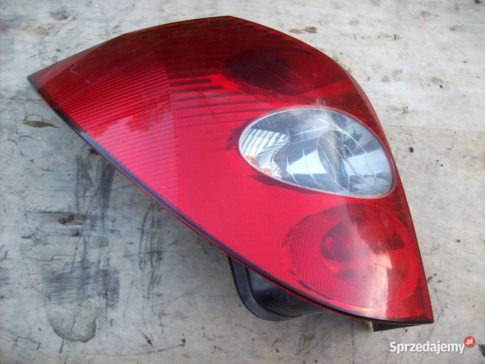 Laguna II Lift kombi Lampa lewy tyl tylna lewa