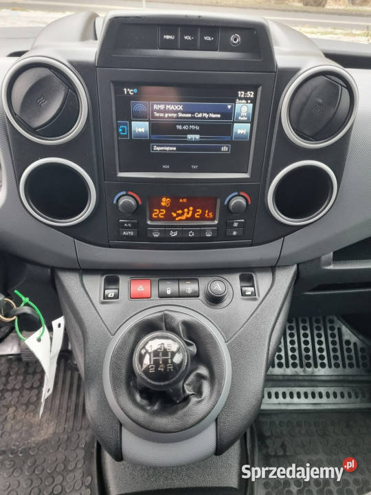 Peugeot Partner Salon II WŁ Klimatronik Navi elektryczne lusterka Szczecin