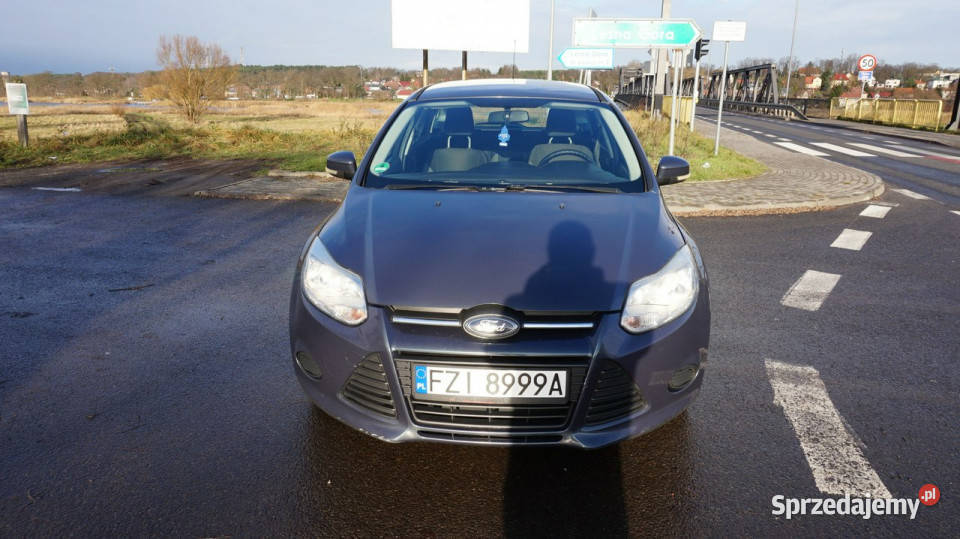 Ford Focus zarejestrowany ubezpieczony Gwarancja Kombi Focus