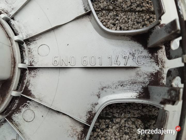 Kołpak Vw 13 6N0601147C sztukę Polo oryginalny Kamieniec