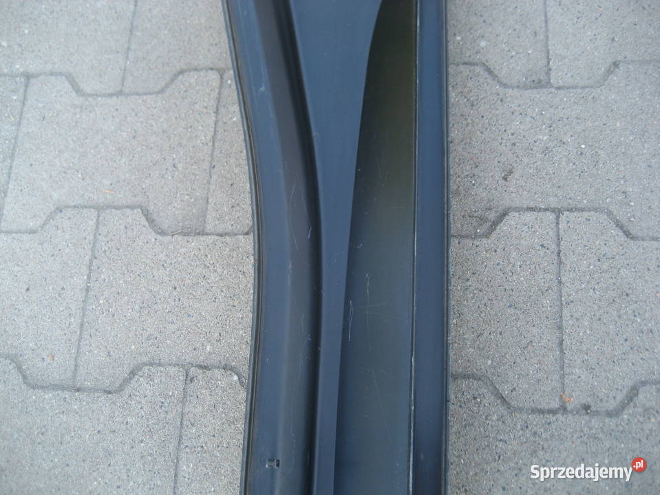 bmw x1 u11 2225r podszybie plastykowe 9478753