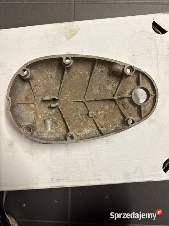 Żak Ryś pokrywa oleju Kotlin