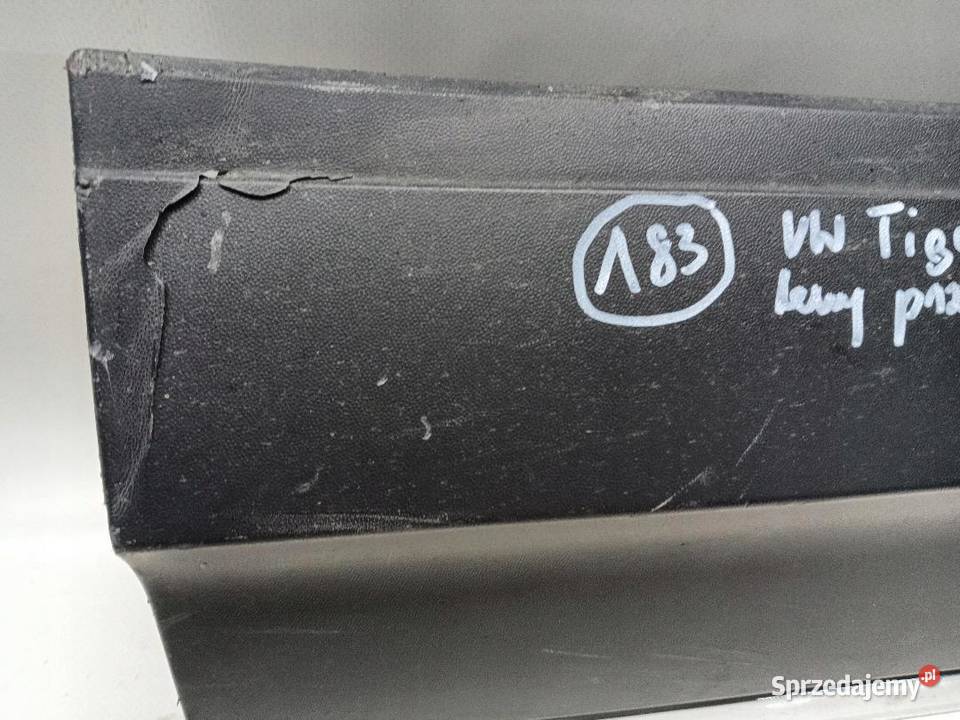 LISTWA DRZWI LEWY PRZÓD VW TIGUAN II 5NA854939