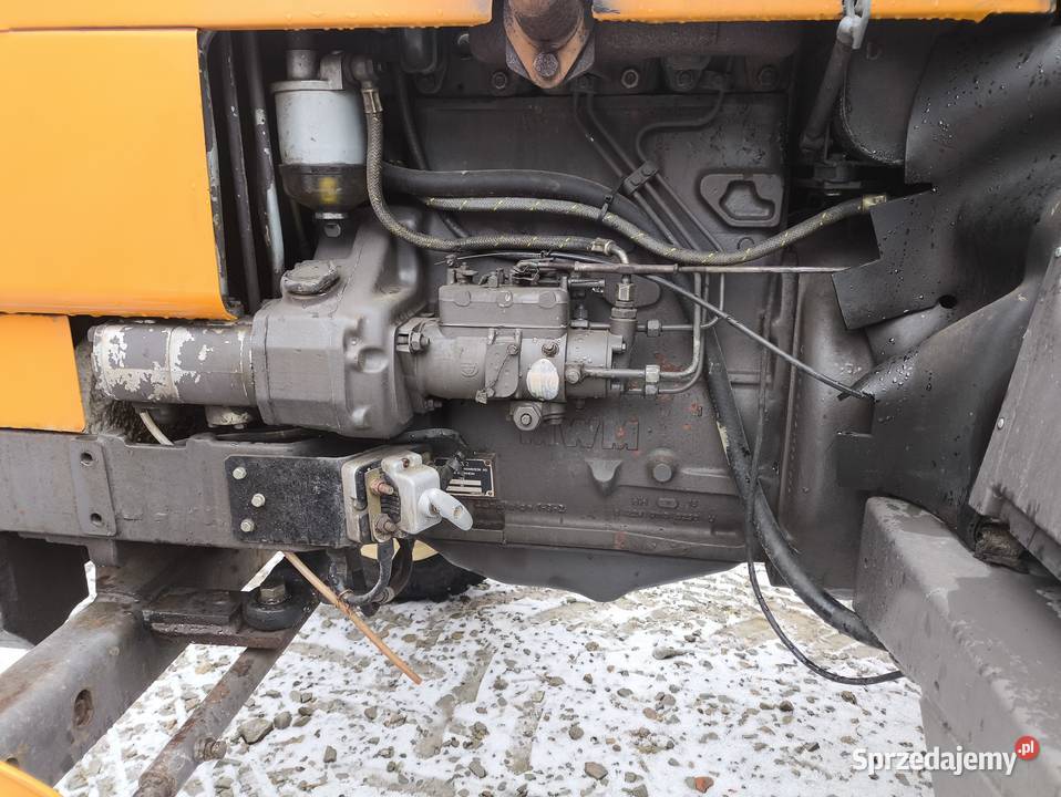 Traktor ciągnik renault 551s Ursus fergusson Jasło