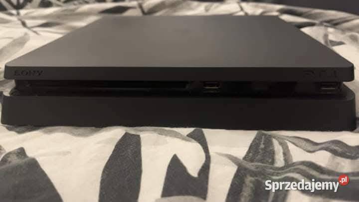 Sprzedam konsole 4 Nisko