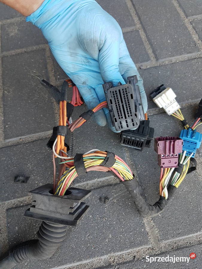 BMW E90 E91 25 BENZYNA WIAZKA PRZEWODOW KLEMA Turek