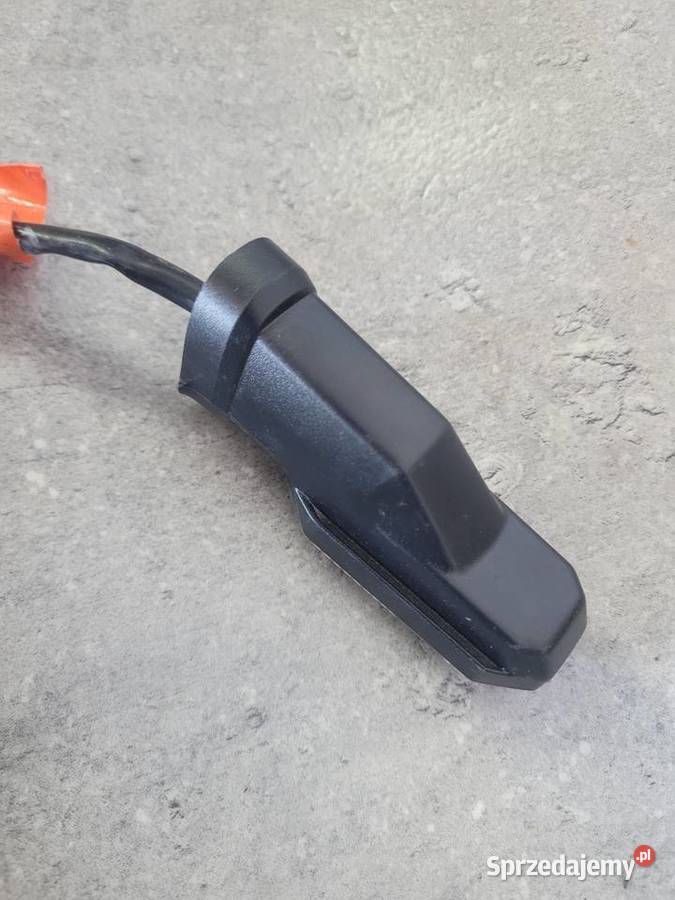Suzuki GSX 8 R GSX8R oem kierunkowskaz sprzedam