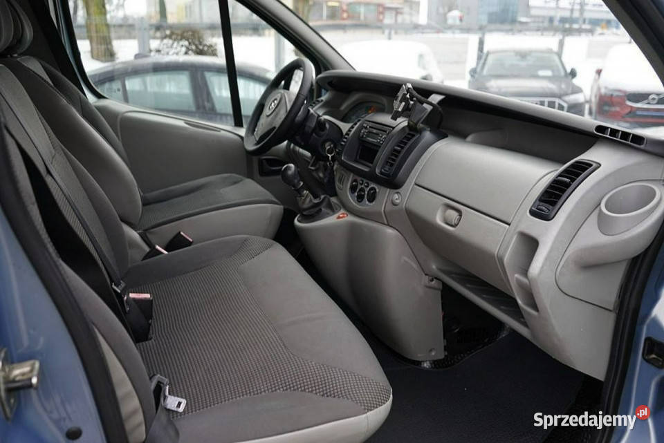 Opel Vivaro 25CDTI Klima 9 osób NAVI 145 autoalarm Płock