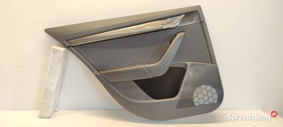 SKODA OCTAVIA III BOCZEK DRZWI LEWY TYŁ KOMBI sprzedam