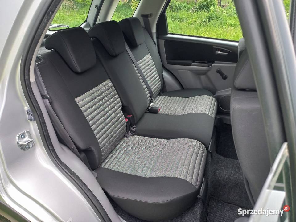 Suzuki SX4 16 Benzyna z Niemiec Opłacony gniazdo AUX Kraków sprzedam