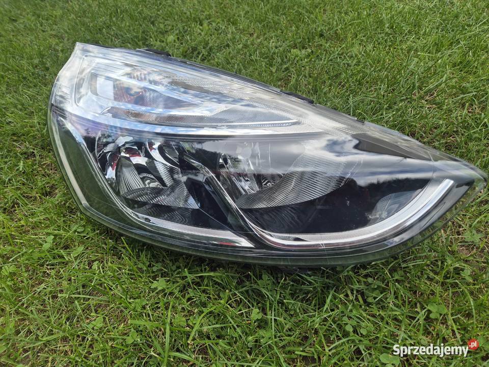 Renault Clio IV 4 lift lampa przednia prawa sprzedam