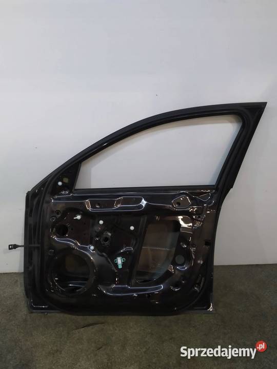 DRZWI PRAWE PRZÓD LZ7L Audi A4 IV 20082015 B8 Rok produkcji 2011 świętokrzyskie