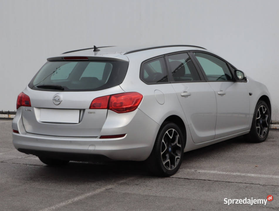 Opel Astra 17 CDTI gniazdo USB Astra Lublin