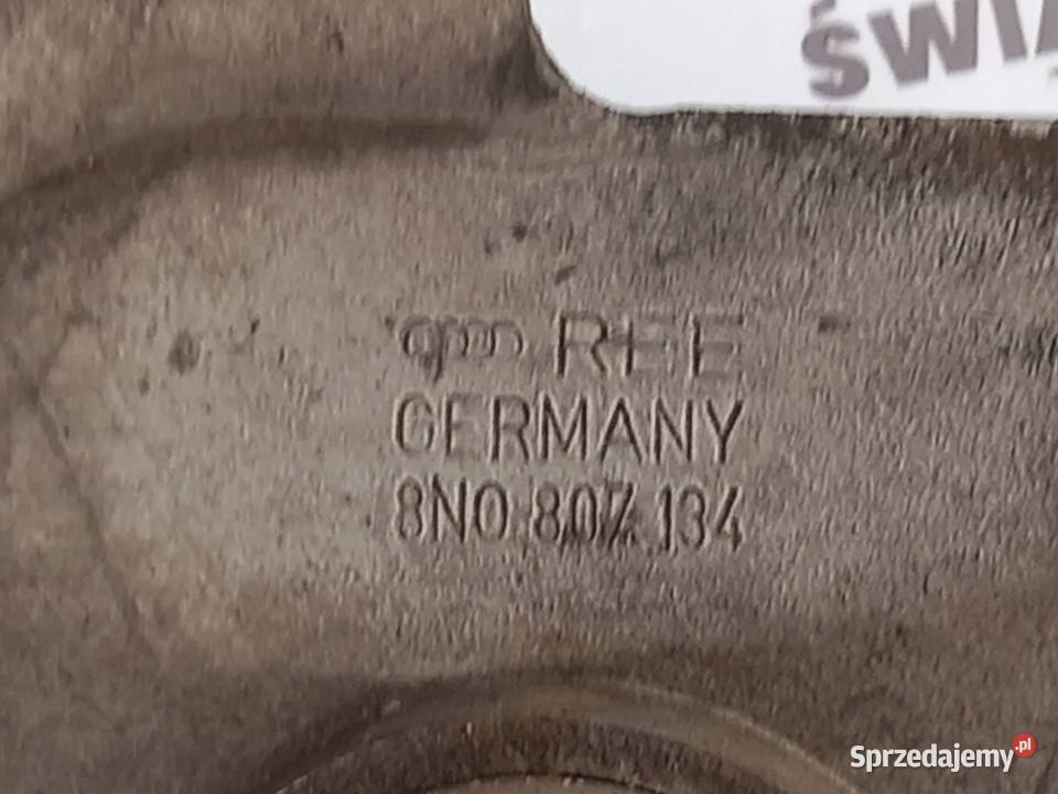 AUDI TT 18 10r strefa zgniotu odbój prawa przód świętokrzyskie