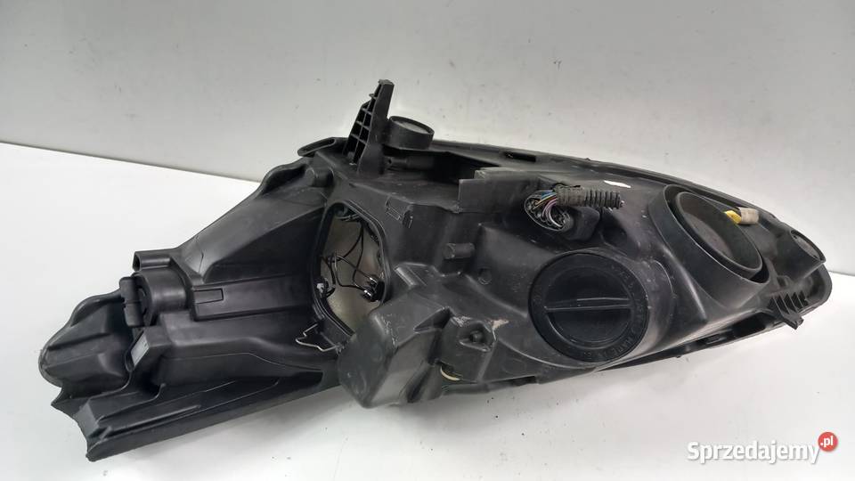 FORD C MK2 LAMPA PRZÓD PRAWA DEFEKT Zbierkowo