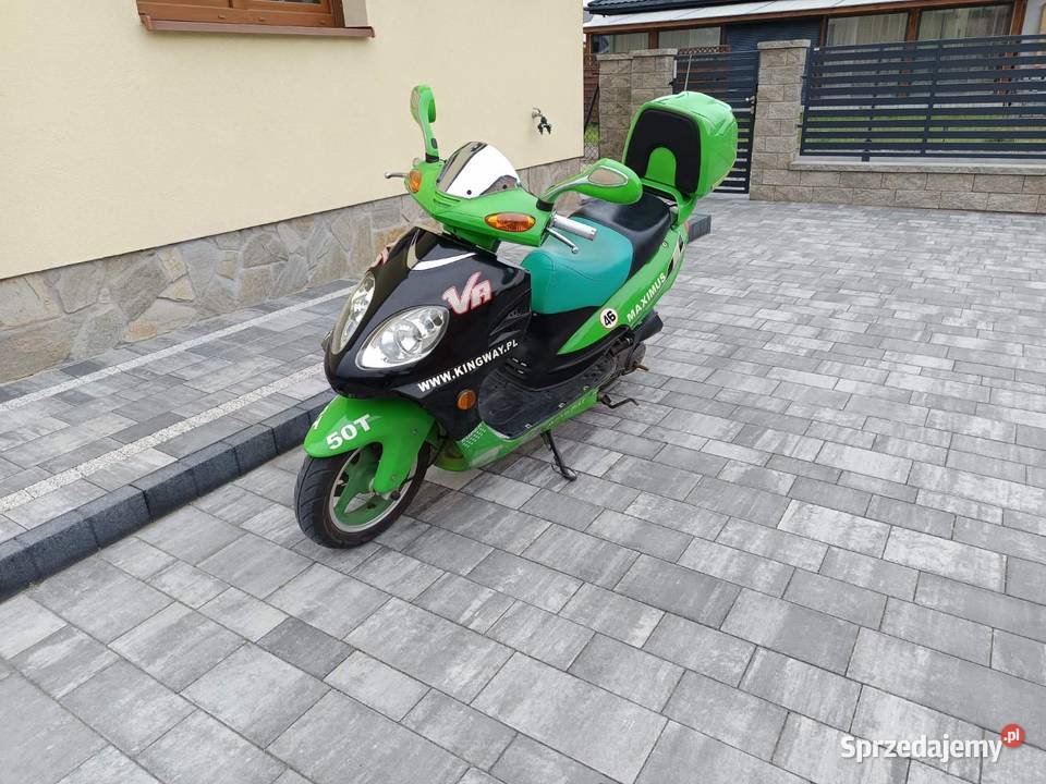 Skuter marki Leike Trześń