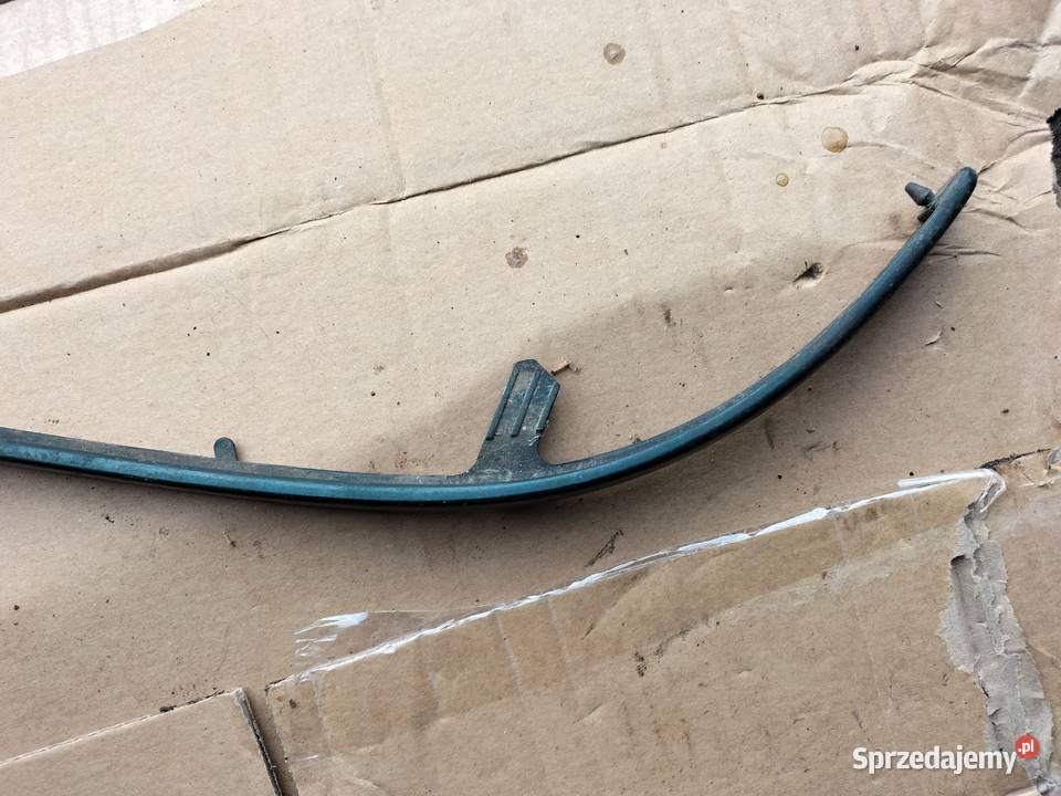 AUDI 80 B4 LISTWA BLENDA POD LAMPE HOKEJ LEWY osobowe lubelskie Kamień-Kolonia sprzedam