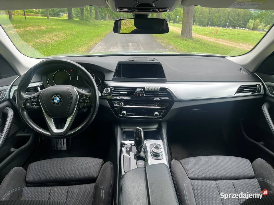 BMW SERIA 5 G30G31 520D Tour MPakiet Kalwaria Zebrzydowska