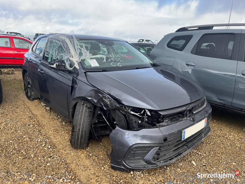 VOLKSWAGEN Polo VI 10 TSi 9 5GP533 Opole