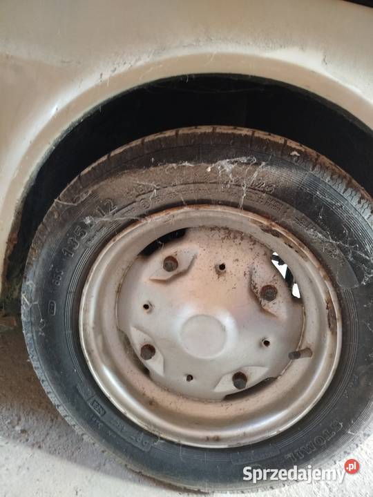 Fiat 126p sprzedam części Samochodowe