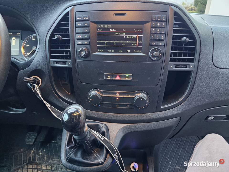 Mercedes Vito 2016r 21 CDI 3osobowy nieuszkodzony lubelskie Trzydnik Duży