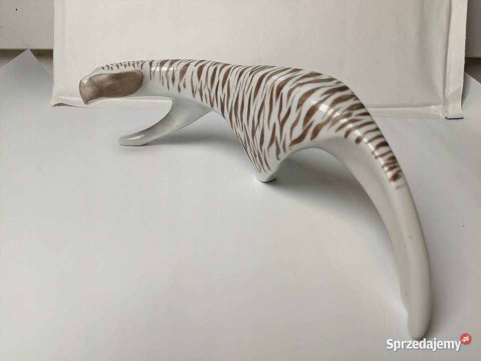 Porcelanowa pantera Kwidzyn