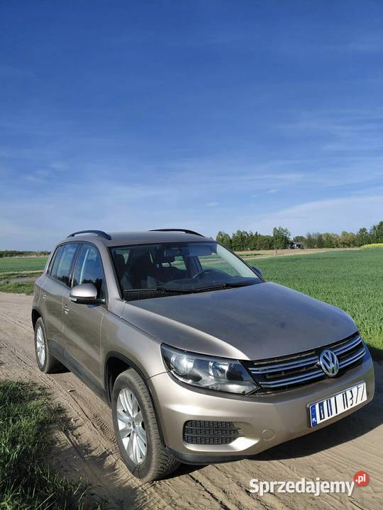 VW TIGUAN 20 TDI 4X4 140 składany hak metalowa Wieluń