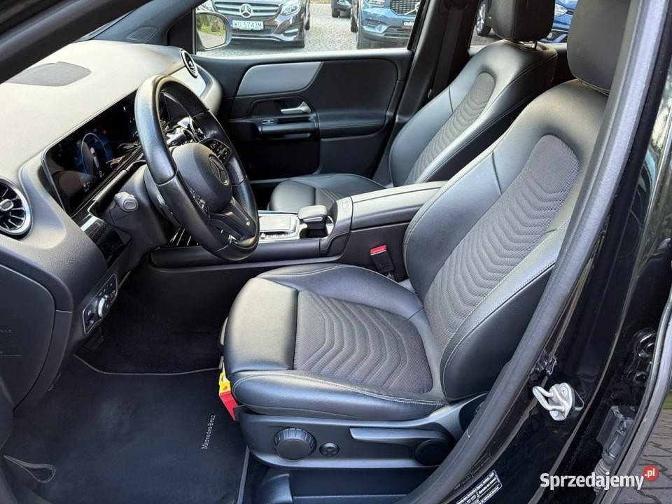 Mercedes B 180 Automat Półskóry Kamery CarPlay czujnik parkowania mazowieckie Lipówki