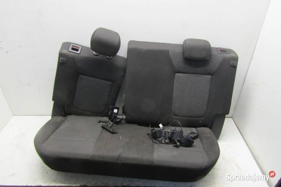 FOTELE KANAPA TYLNA TYŁ MOCOWANIA ZAPINKI OPEL