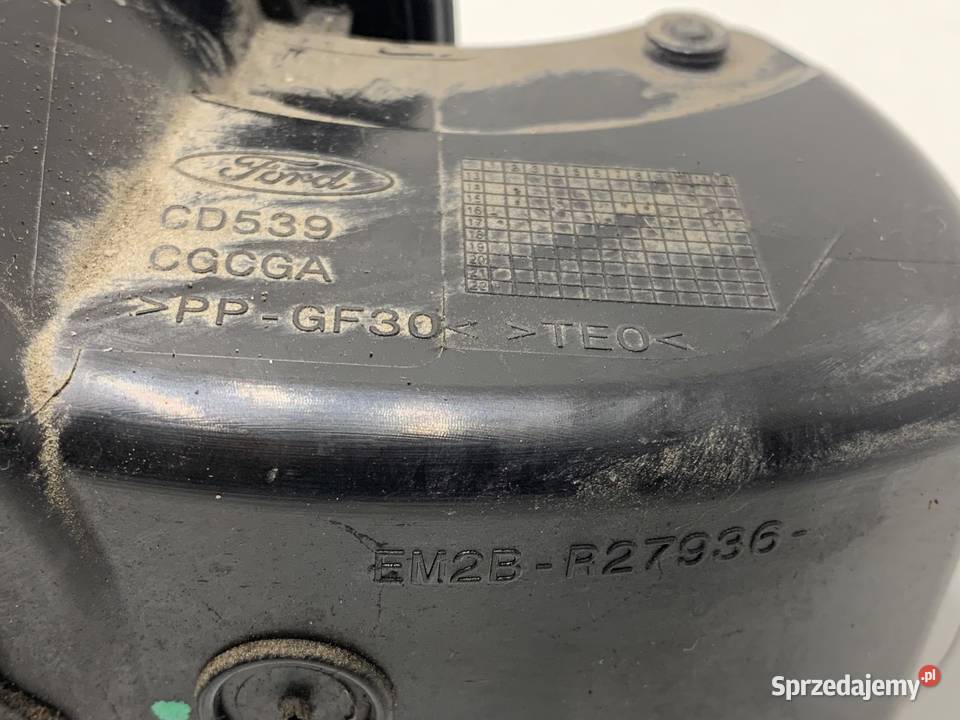 KLAPKA WLEWU PALIWA FORD S Minivan Frozen White