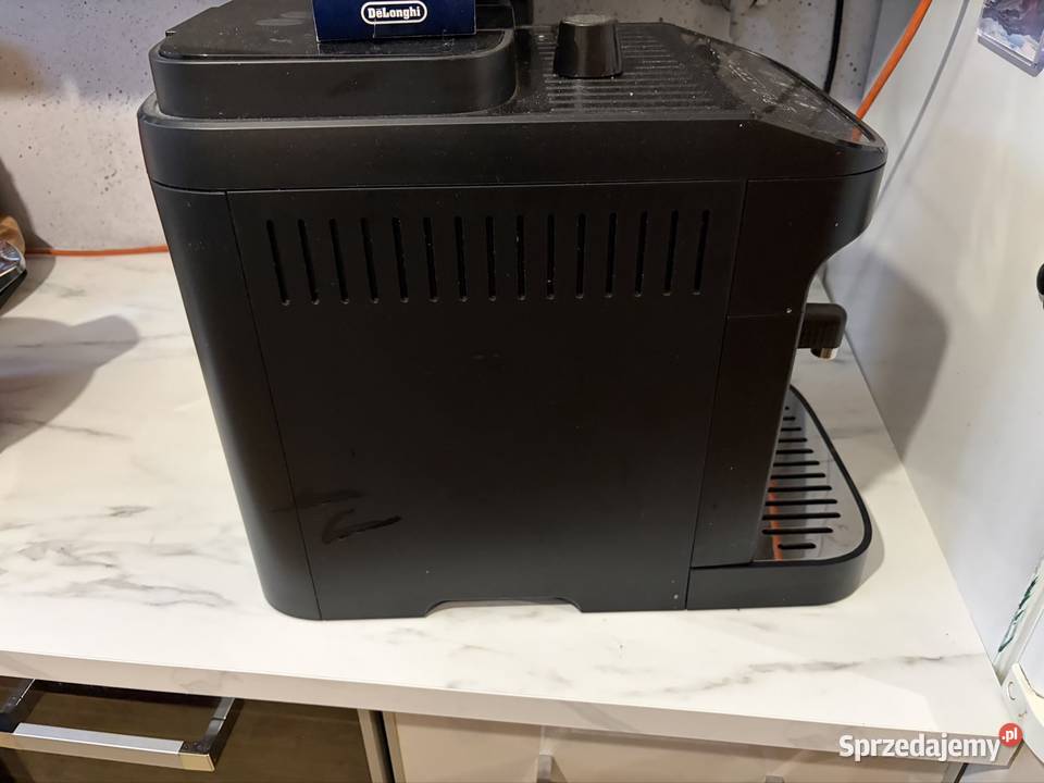 Ekspres do kawy DeLonghi Magnifica ECAM29051B o Mikołów sprzedam