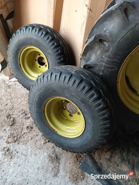 Sprzedam koła do kombajnu Części i osprzęt rolniczy Łęczna
