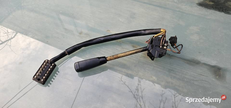 Przełącznik kierunkowskazów mercedes w123 sprzedam