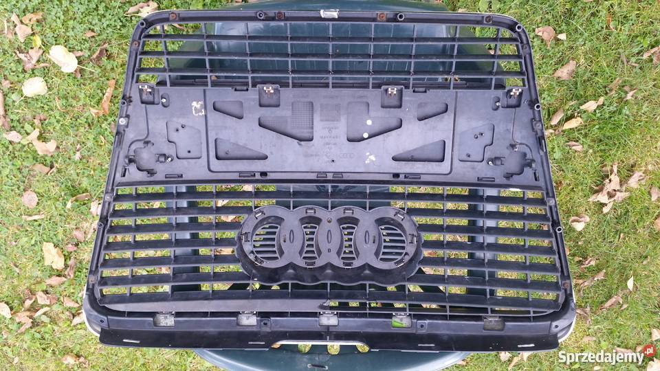 Grill Audi A6 C6 2005 r osobowe Zwoleń