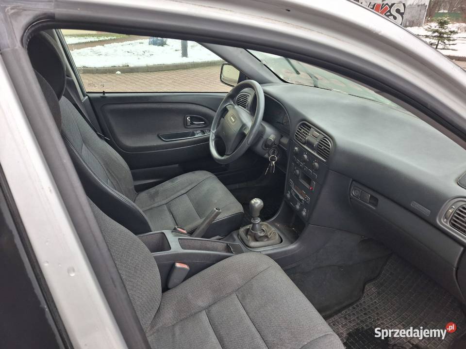 Volvo s40 sedan 18 benzyna 2001 benzyna Łódź sprzedam
