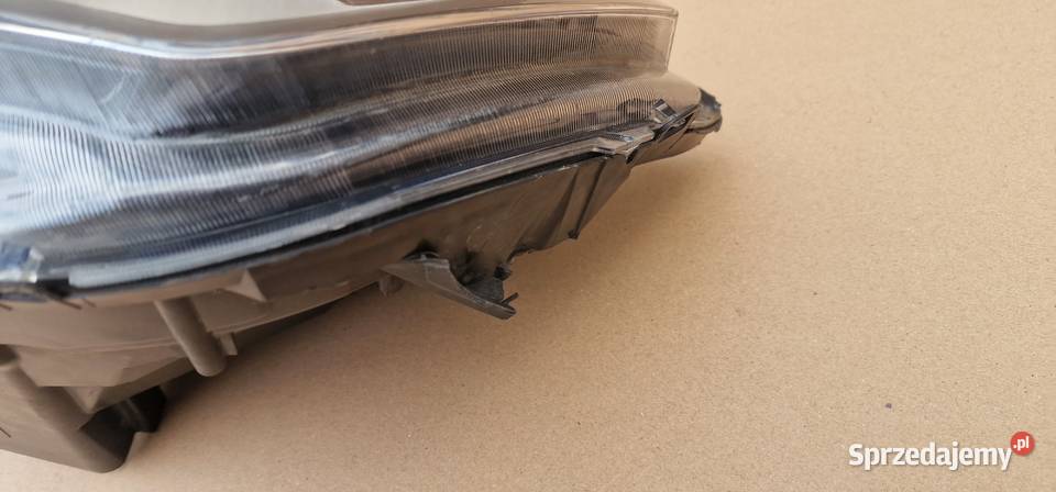 IVECO DAILY IV LIFT REFLEKTOR LAMPA FULL LED osobowe Bieleń