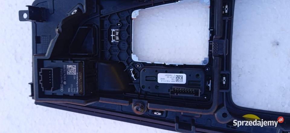 Ramka biegów dekor Black pianoambient audi A 4 Jasieniec