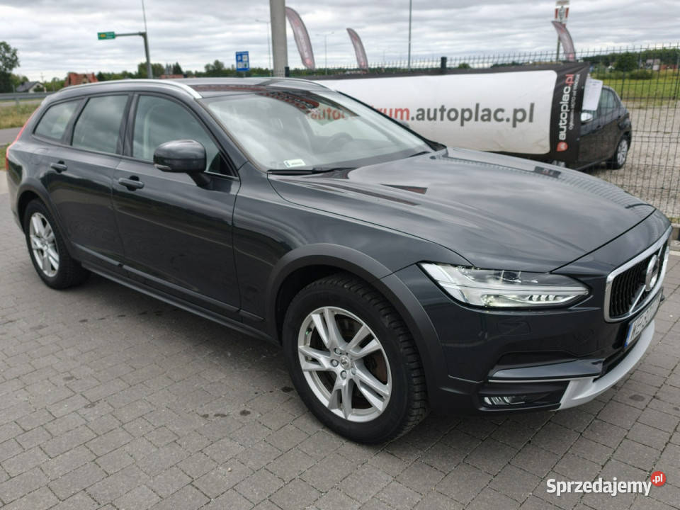 Volvo V90 Cross Country