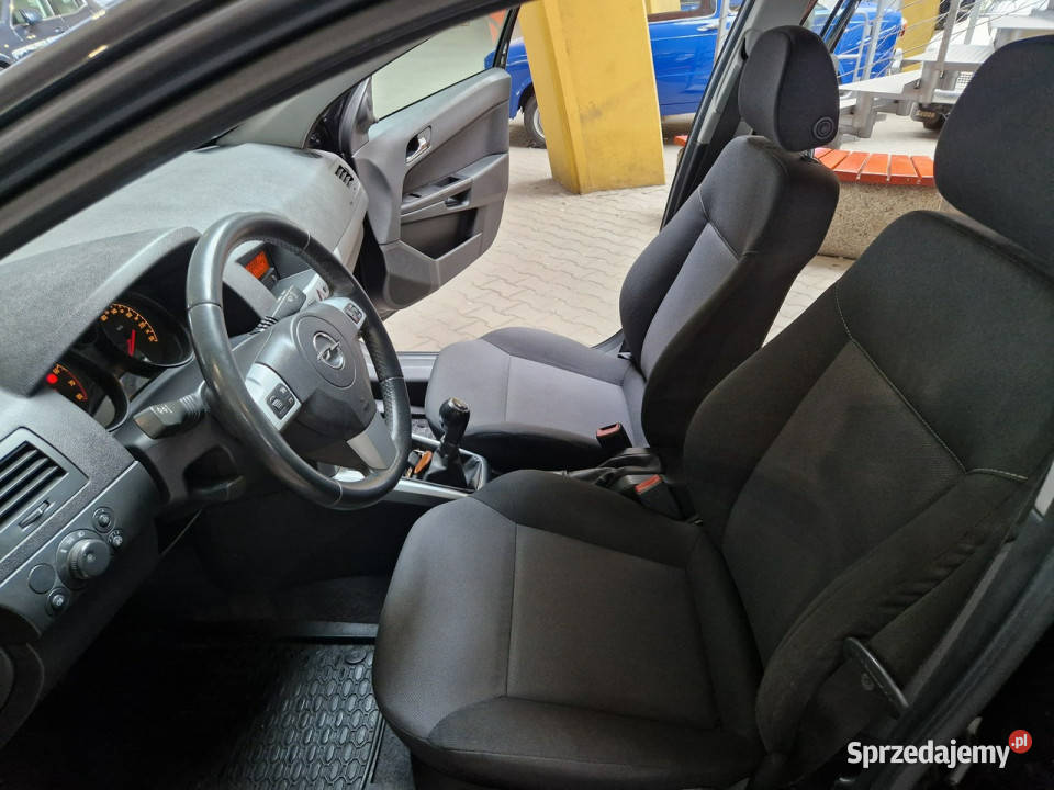 Opel Astra 201112 opis W podanej ROCZNA czujnik zmierzchu śląskie