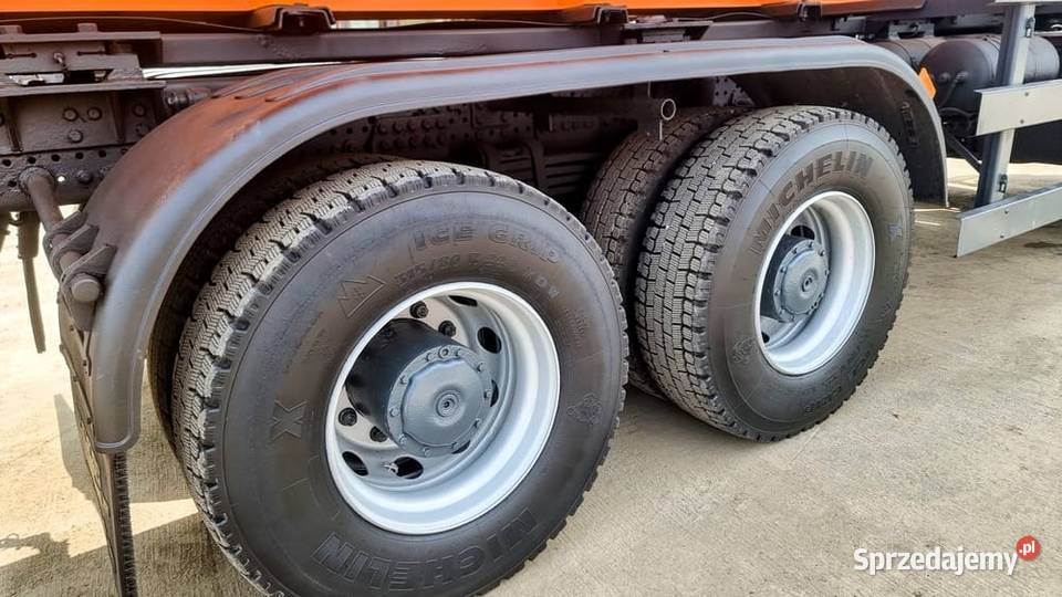 Mercedes Benz 6x6 AROCS 3333 EURO6 Econ 12m3 diesel Pługi (piaskarki) opolskie Markowice