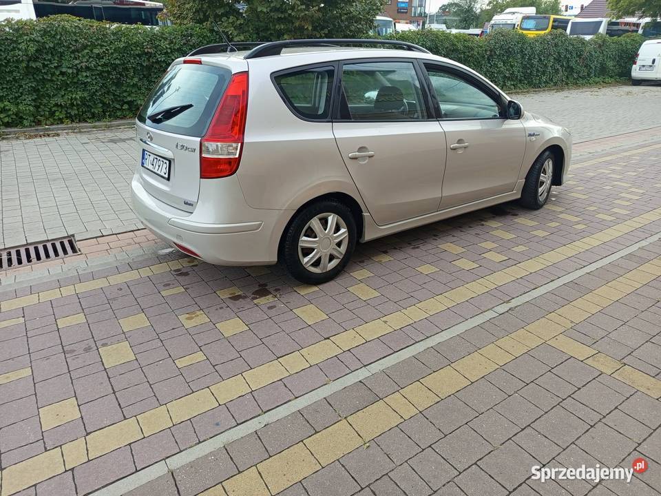 Hyundai i30 2010 16 Crdi Tarnobrzeg sprzedam