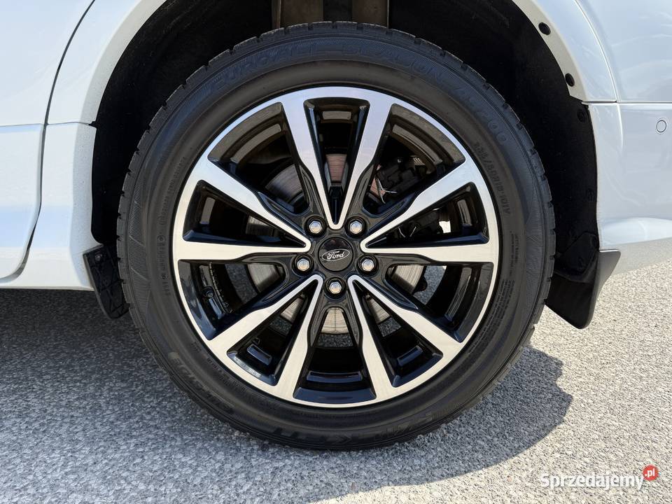 Ford Kuga 15 BENZYNA STLINE 4x4 Kamera Ledy